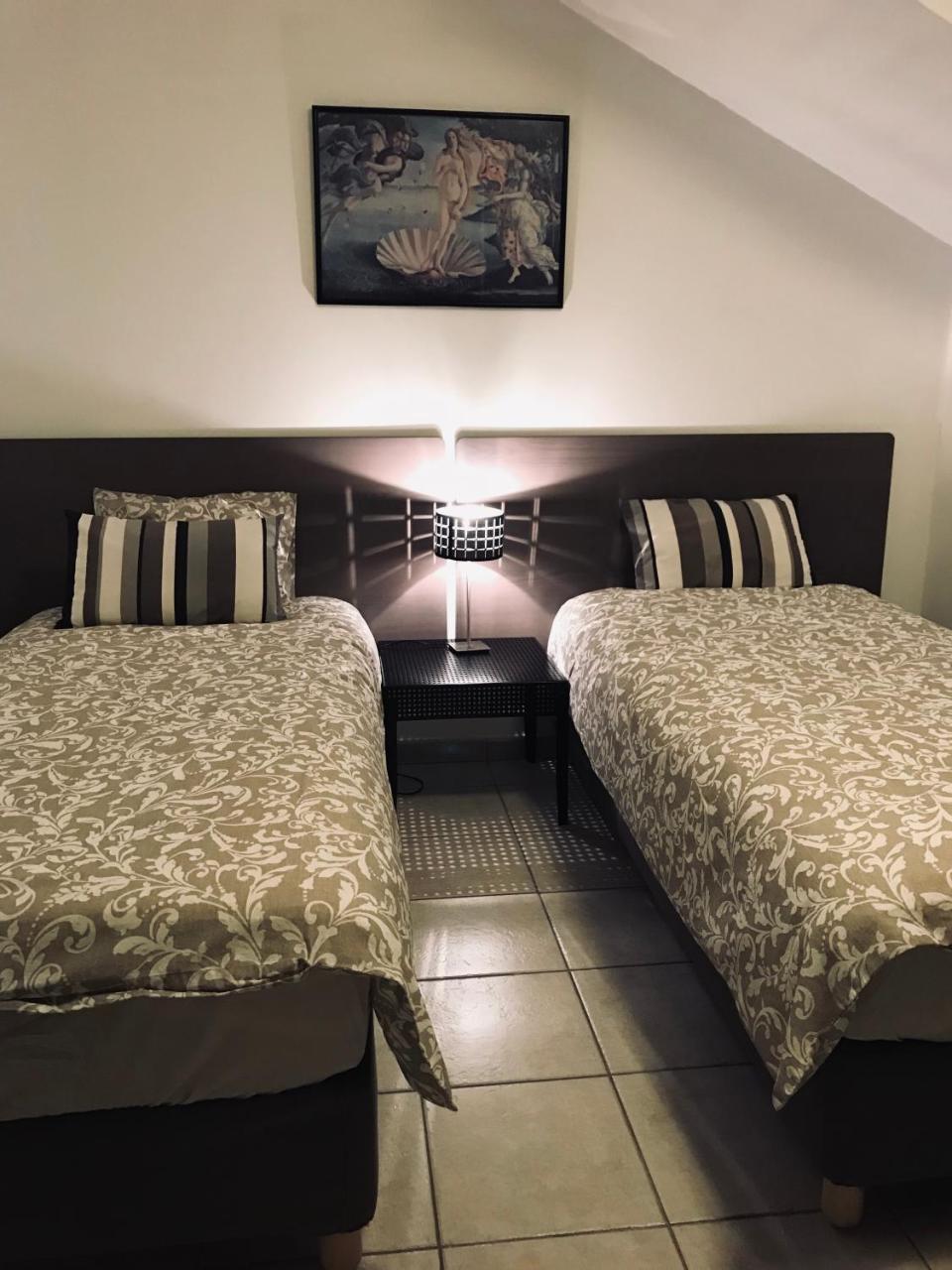 Fantasia A Spacious Beautiful Apartment & Affordable 诺瑟海姆 外观 照片